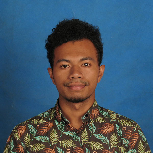 https://www.sacode.web.id/yan-heluka.png